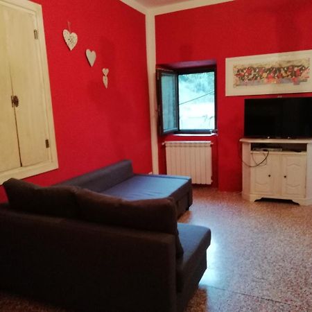 San Francesco E Il Lupo Apartment Pontremoli Bagian luar foto
