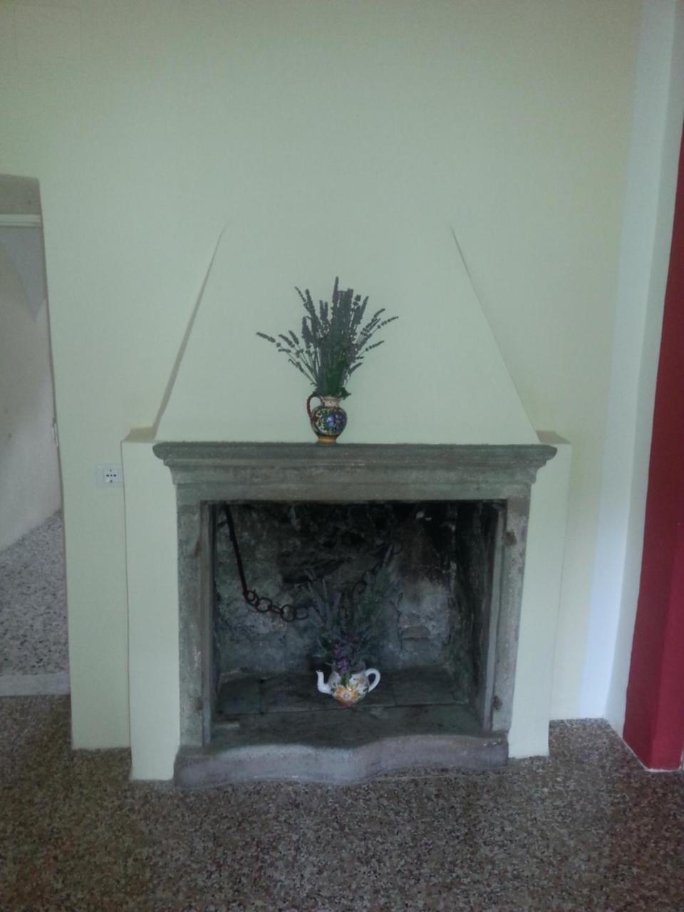 San Francesco E Il Lupo Apartment Pontremoli Bagian luar foto